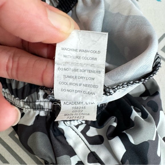 bcg Girl’s Gray Camo Basketball Shorts - Picture 6 of 6